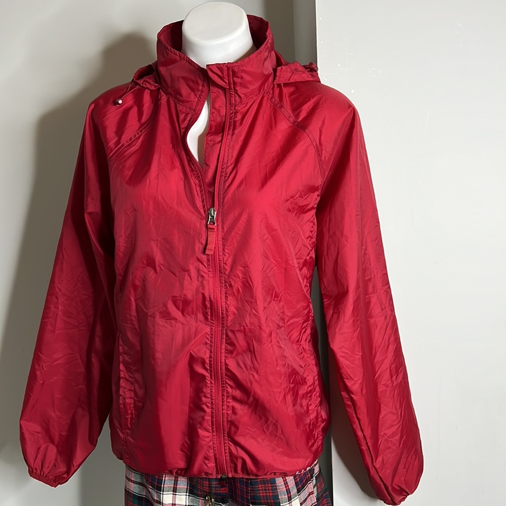Women’s L.L.Bean Nylon Red Windbreaker Hood Full Zip Women Medium